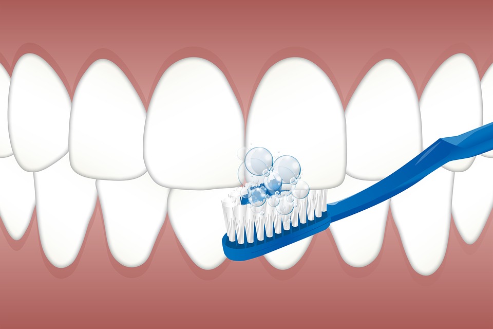 Dr Yann Guez : Utiliser du dentifrice au charbon de bois