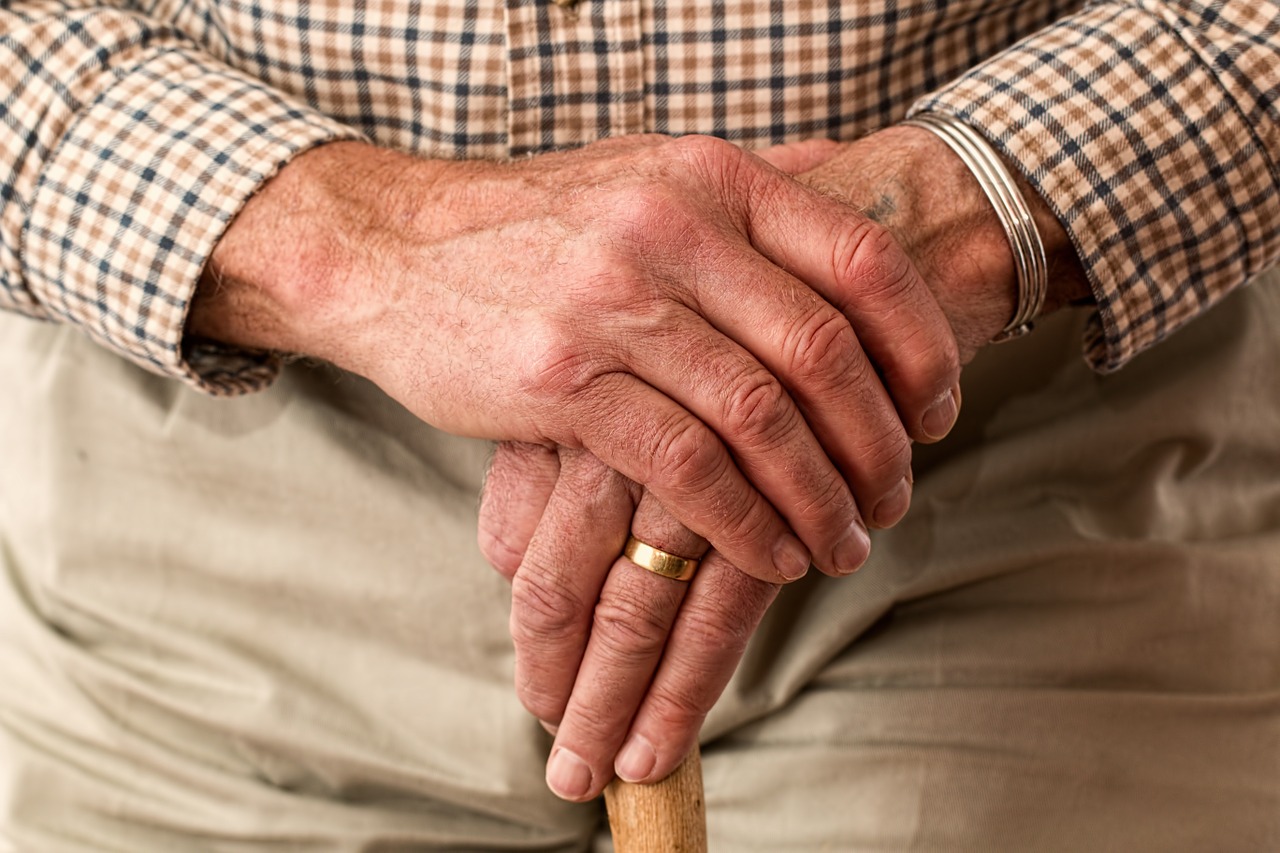 Choisir une mutuelle santé senior avec Samassur